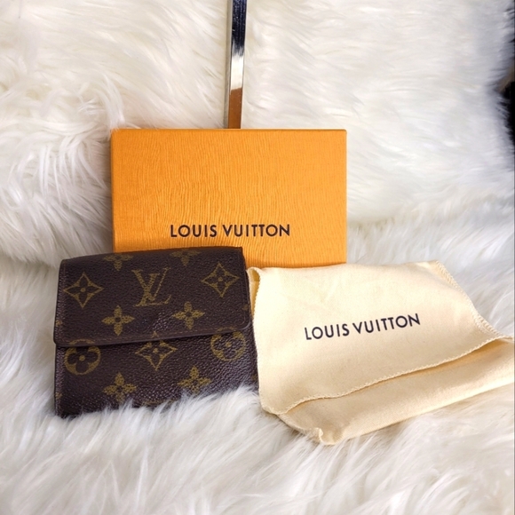 🔹️Louis Vuitton🔹️ Sarah WALLET WITH DUSTBAG AND BOX ✨️ - Picture 1 of 14